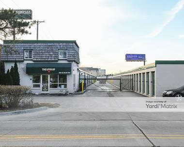 Storage Units for Rent available at 2600 Old Willow Road, Northbrook, IL 60062