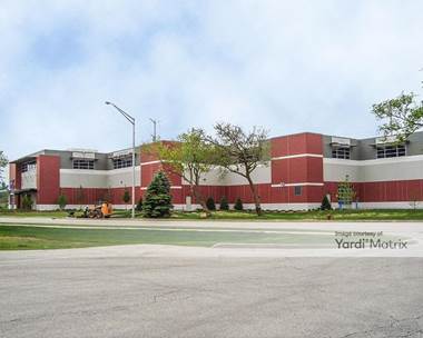 Storage Units for Rent available at 990 Skokie Blvd, Northbrook, IL 60062