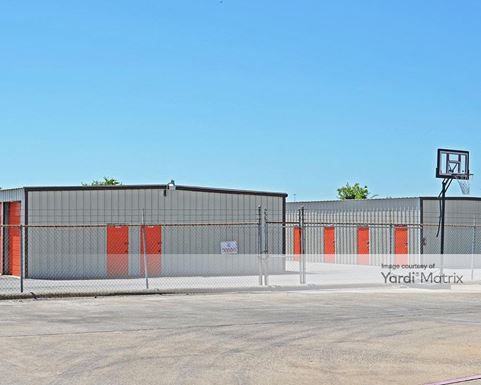 Source URL: https://cdnsc.rentcafe.com/dmslivecafe/3/1071638/1071638-1-4.jpg?width=-1&height=385&quality=80