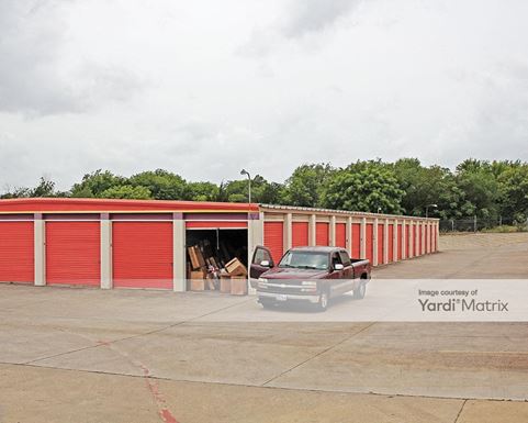 Source URL: https://cdnsc.rentcafe.com/dmslivecafe/3/1071654/1071654-1-4.jpg?width=-1&height=385&quality=80