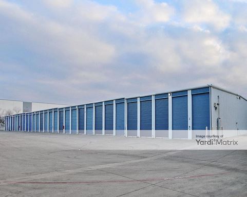 Source URL: https://cdnsc.rentcafe.com/dmslivecafe/3/1071657/1071657-1-4.jpg?width=-1&height=385&quality=80