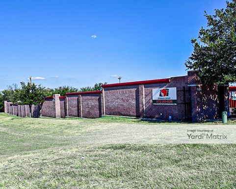 Source URL: https://cdnsc.rentcafe.com/dmslivecafe/3/1071660/1071660-1-4.jpg?width=-1&height=385&quality=80