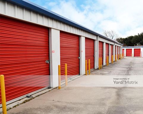 Source URL: https://cdnsc.rentcafe.com/dmslivecafe/3/1071673/1071673-1-3.jpg?width=-1&height=385&quality=80