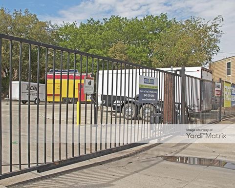 Source URL: https://cdnsc.rentcafe.com/dmslivecafe/3/1071675/1071675-1-4.jpg?width=-1&height=385&quality=80