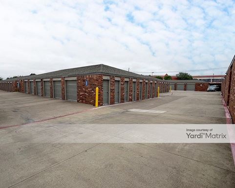 Source URL: https://cdnsc.rentcafe.com/dmslivecafe/3/1071683/1071683-1-5.jpg?width=-1&height=385&quality=80