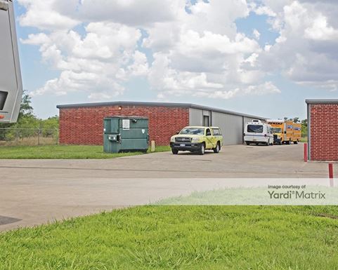 Source URL: https://cdnsc.rentcafe.com/dmslivecafe/3/1071686/1071686-1-3.jpg?width=-1&height=385&quality=80