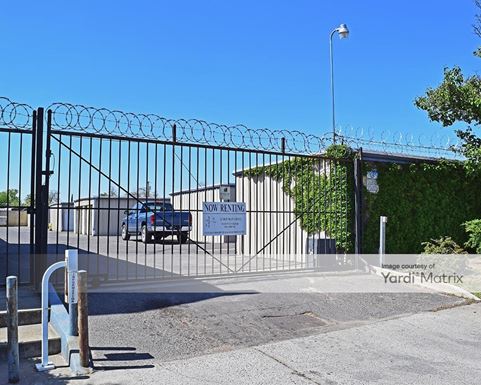 Source URL: https://cdnsc.rentcafe.com/dmslivecafe/3/1071741/1071741-1-4.jpg?width=-1&height=385&quality=80