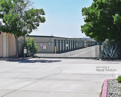 Source URL: https://cdnsc.rentcafe.com/dmslivecafe/3/1071743/1071743-1-4.jpg?width=-1&height=385&quality=80