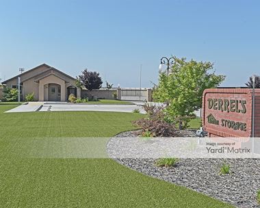 Storage Units for Rent available at 9001 Panama Lane, Bakersfield, CA 93311