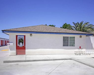 Storage Units for Rent available at 9340 Panama Lane, Bakersfield, CA 93311