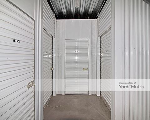 Source URL: https://cdnsc.rentcafe.com/dmslivecafe/3/1071765/1071765-1-5.jpg?width=-1&height=385&quality=80