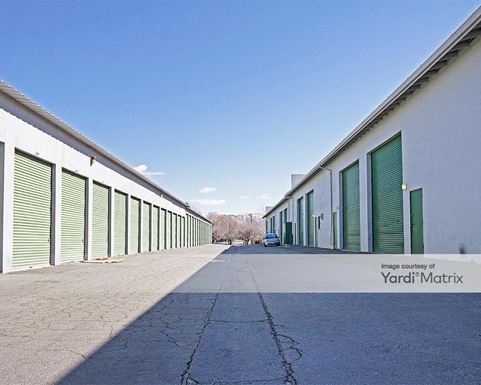 Source URL: https://cdnsc.rentcafe.com/dmslivecafe/3/1071766/1071766-1-4.jpg?width=-1&height=385&quality=80