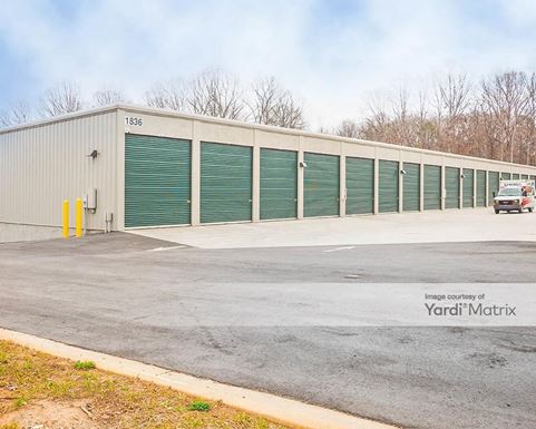 Source URL: https://cdnsc.rentcafe.com/dmslivecafe/3/1071807/1071807-1-2.jpg?width=-1&height=385&quality=80