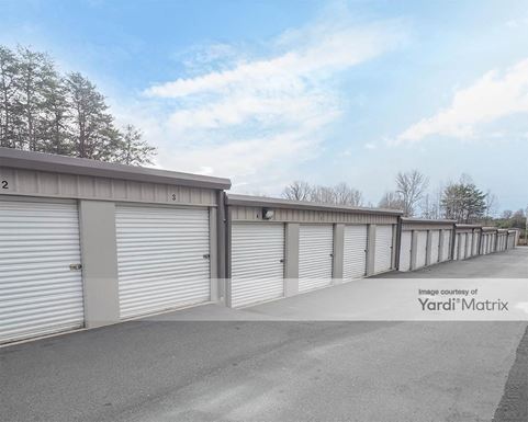 Source URL: https://cdnsc.rentcafe.com/dmslivecafe/3/1071810/1071810-1-3.jpg?width=-1&height=385&quality=80