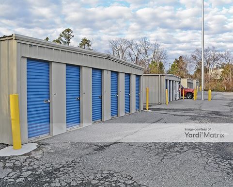 Source URL: https://cdnsc.rentcafe.com/dmslivecafe/3/1071829/1071829-1-4.jpg?width=-1&height=385&quality=80