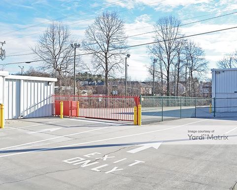 Source URL: https://cdnsc.rentcafe.com/dmslivecafe/3/1071832/1071832-1-4.jpg?width=-1&height=385&quality=80