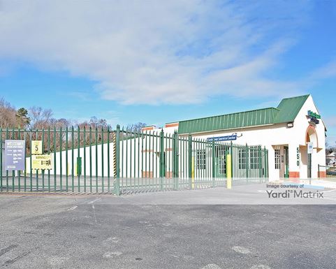 Source URL: https://cdnsc.rentcafe.com/dmslivecafe/3/1071837/1071837-1-2.jpg?width=-1&height=385&quality=80