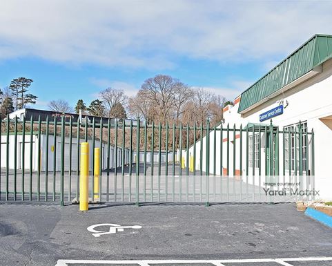 Source URL: https://cdnsc.rentcafe.com/dmslivecafe/3/1071837/1071837-1-3.jpg?width=-1&height=385&quality=80