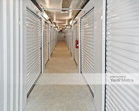 Source URL: https://cdnsc.rentcafe.com/dmslivecafe/3/1071839/1071839-1-5.jpg?width=-1&height=385&quality=80