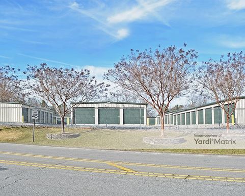 Source URL: https://cdnsc.rentcafe.com/dmslivecafe/3/1071847/1071847-1-5.jpg?width=-1&height=385&quality=80