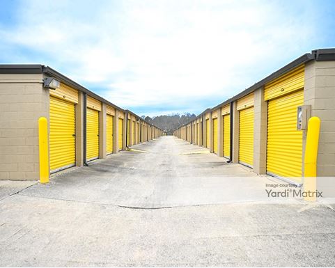 Source URL: https://cdnsc.rentcafe.com/dmslivecafe/3/1071848/1071848-1-2.jpg?width=-1&height=385&quality=80