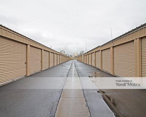 Source URL: https://cdnsc.rentcafe.com/dmslivecafe/3/1071859/1071859-1-3.jpg?width=-1&height=385&quality=80