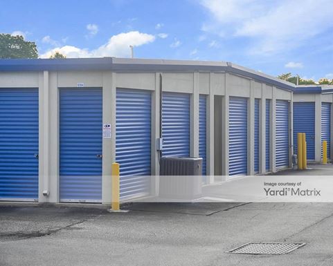 Source URL: https://cdnsc.rentcafe.com/dmslivecafe/3/1071897/1071897-1-6.jpg?width=-1&height=385&quality=80