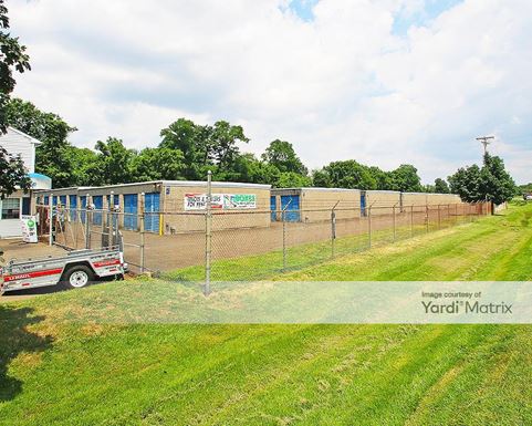 Source URL: https://cdnsc.rentcafe.com/dmslivecafe/3/1071902/1071902-1-3.jpg?width=-1&height=385&quality=80