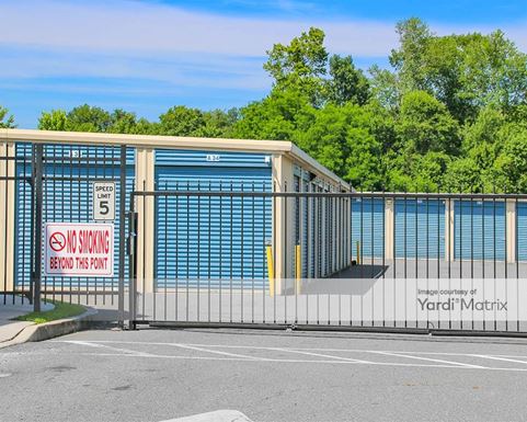 Source URL: https://cdnsc.rentcafe.com/dmslivecafe/3/1071908/1071908-1-2.jpg?width=-1&height=385&quality=80