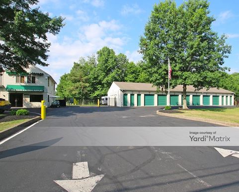 Source URL: https://cdnsc.rentcafe.com/dmslivecafe/3/1071915/1071915-1-2.jpg?width=-1&height=385&quality=80