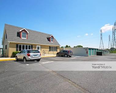 Storage Units for Rent available at 902 Sunset Road, Burlington, NJ 08016