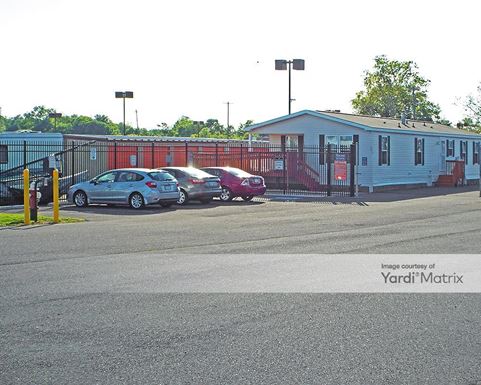 Source URL: https://cdnsc.rentcafe.com/dmslivecafe/3/1071930/1071930-1-3.jpg?width=-1&height=385&quality=80