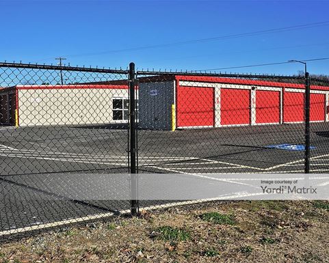 Source URL: https://cdnsc.rentcafe.com/dmslivecafe/3/1071945/1071945-1-4.jpg?width=-1&height=385&quality=80