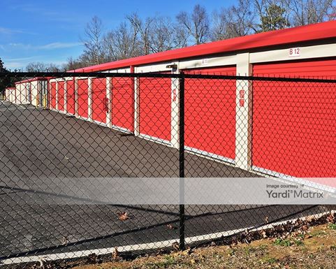 Source URL: https://cdnsc.rentcafe.com/dmslivecafe/3/1071945/1071945-1-5.jpg?width=-1&height=385&quality=80