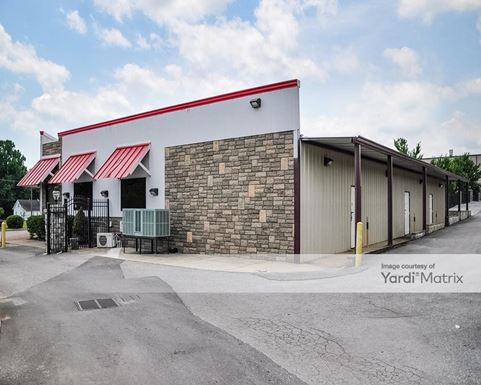 Source URL: https://cdnsc.rentcafe.com/dmslivecafe/3/1071965/1071965-1-3.jpg?width=-1&height=385&quality=80