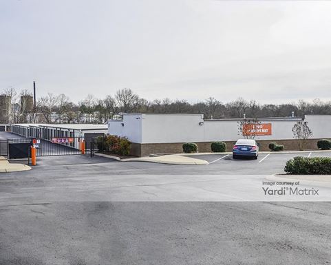 Source URL: https://cdnsc.rentcafe.com/dmslivecafe/3/1071966/1071966-1-2.jpg?width=-1&height=385&quality=80