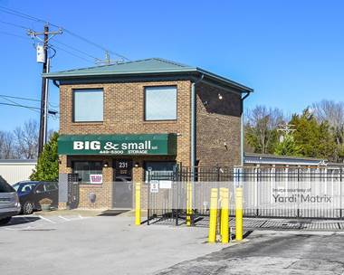 Storage Units for Rent available at 231 Business Park Drive, Lebanon, TN 37090