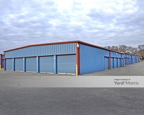 Source URL: https://cdnsc.rentcafe.com/dmslivecafe/3/1071968/1071968-1-5.jpg?width=-1&height=385&quality=80