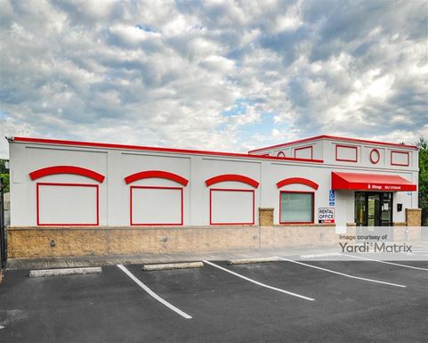 Source URL: https://cdnsc.rentcafe.com/dmslivecafe/3/1071985/1071985-1-4.jpg?width=-1&height=385&quality=80