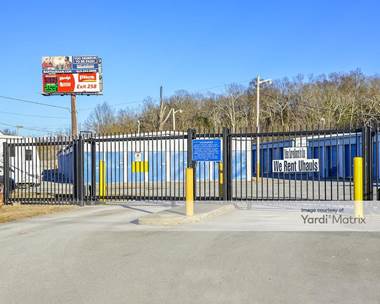 Storage Units for Rent available at 806 Phelan Drive, Lebanon, TN 37087