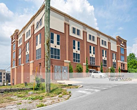 Source URL: https://cdnsc.rentcafe.com/dmslivecafe/3/1071995/1071995-1-6.jpg?width=-1&height=385&quality=80