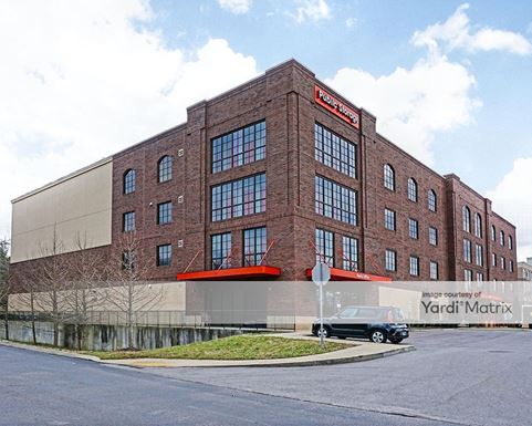 Source URL: https://cdnsc.rentcafe.com/dmslivecafe/3/1071997/1071997-1-3.jpg?width=-1&height=385&quality=80