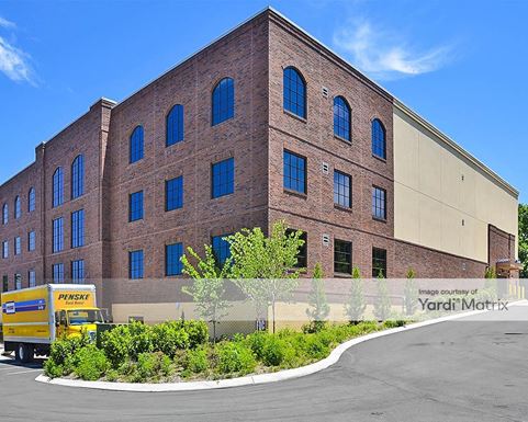 Source URL: https://cdnsc.rentcafe.com/dmslivecafe/3/1071997/1071997-1-5.jpg?width=-1&height=385&quality=80