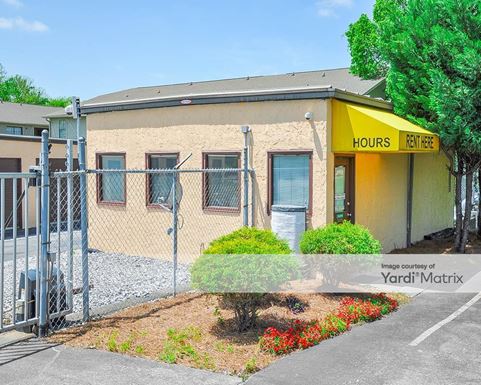 Source URL: https://cdnsc.rentcafe.com/dmslivecafe/3/1072004/1072004-1-4.jpg?width=-1&height=385&quality=80