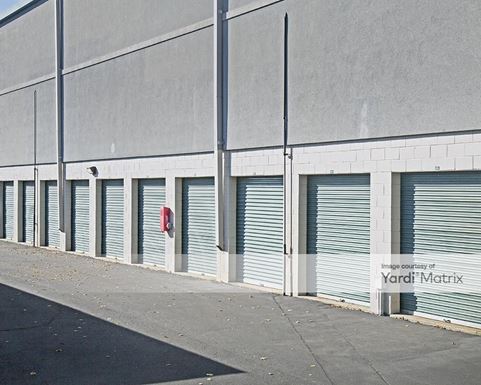 Source URL: https://cdnsc.rentcafe.com/dmslivecafe/3/1072005/1072005-1-4.jpg?width=-1&height=385&quality=80