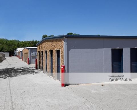 Source URL: https://cdnsc.rentcafe.com/dmslivecafe/3/1072027/1072027-1-3.jpg?width=-1&height=385&quality=80