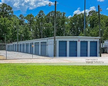 Storage Units for Rent available at 12607 Courthouse Hwy, Smithfield, VA 23430