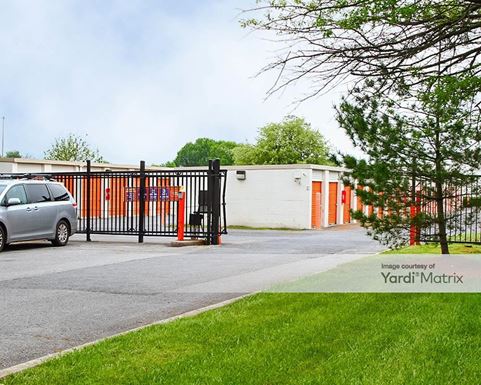 Source URL: https://cdnsc.rentcafe.com/dmslivecafe/3/1072045/1072045-1-4.jpg?width=-1&height=385&quality=80