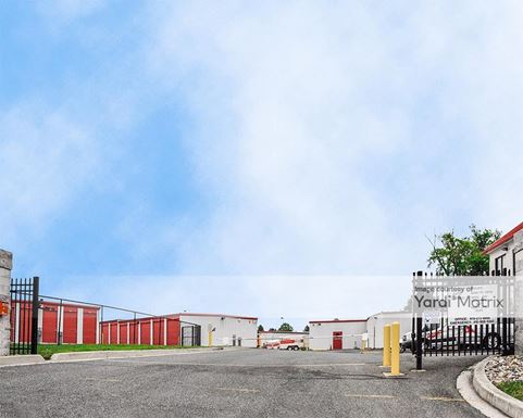 Source URL: https://cdnsc.rentcafe.com/dmslivecafe/3/1072054/1072054-1-4.jpg?width=-1&height=385&quality=80