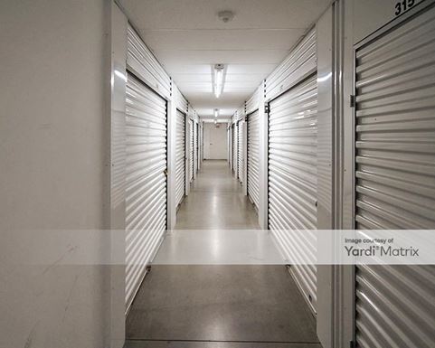 Source URL: https://cdnsc.rentcafe.com/dmslivecafe/3/1072055/1072055-1-4.jpg?width=-1&height=385&quality=80